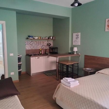 Incastro B&B In Кротоне Экстерьер фото