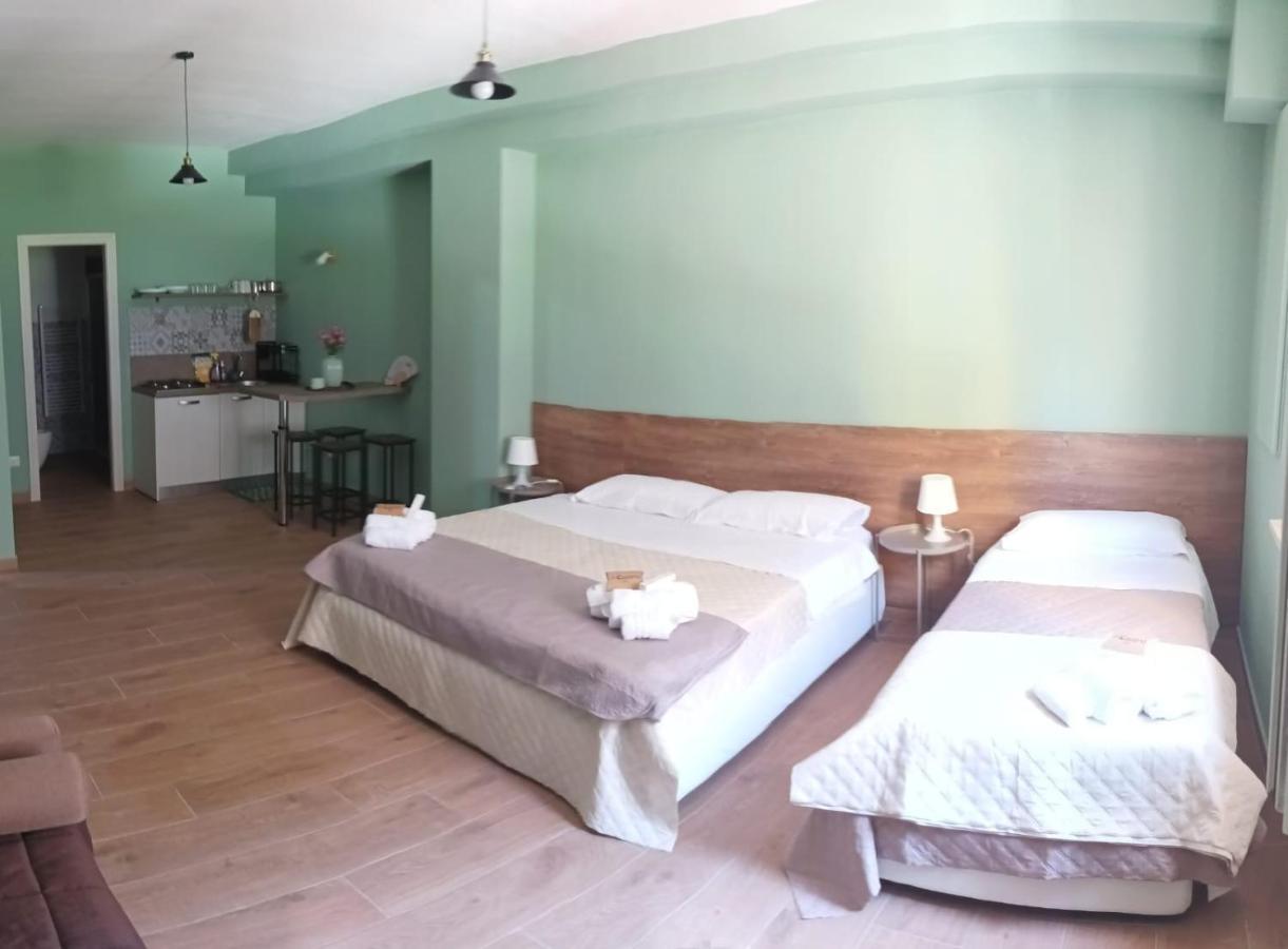 Incastro B&B In Кротоне Экстерьер фото