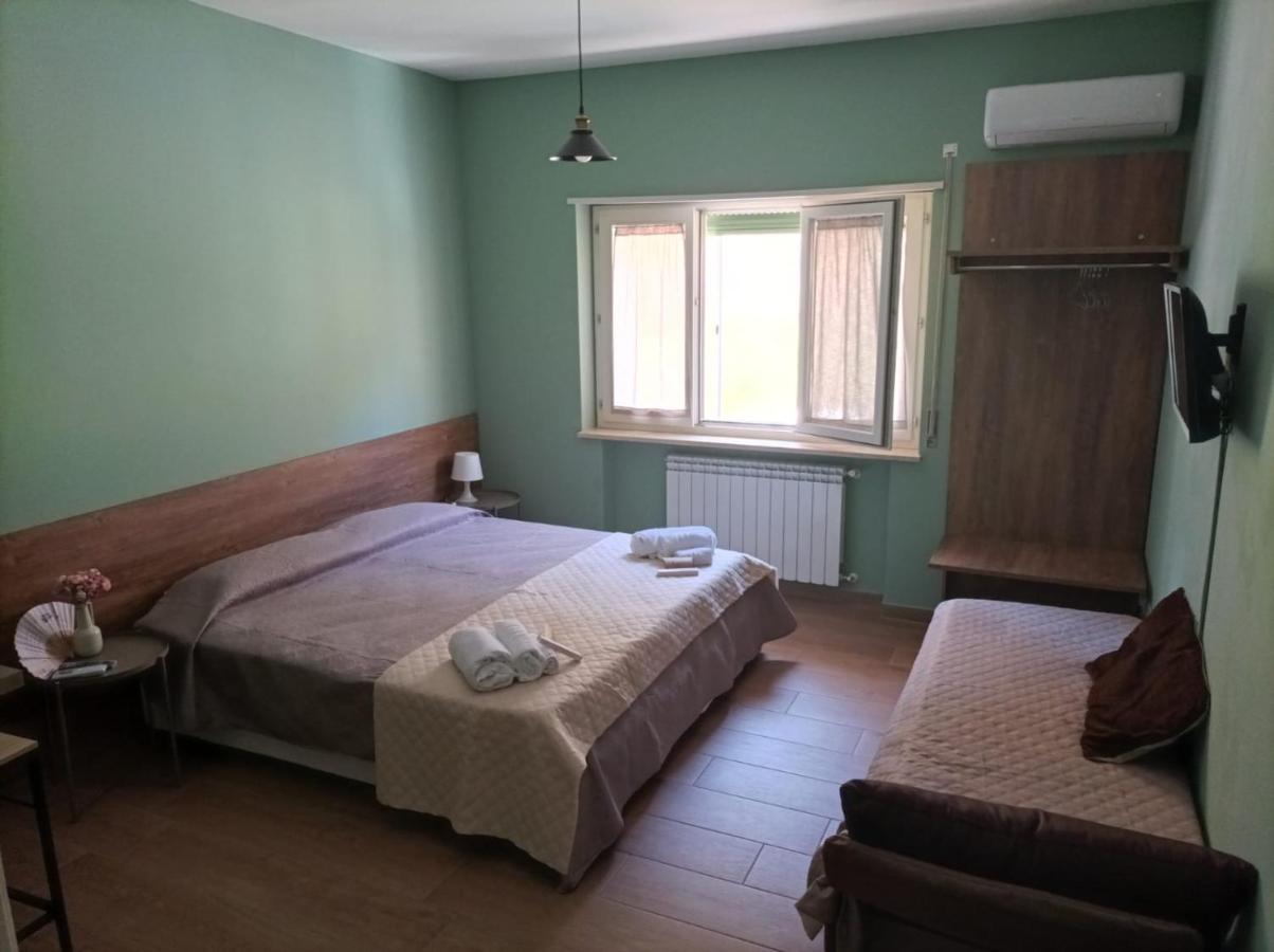 Incastro B&B In Кротоне Экстерьер фото